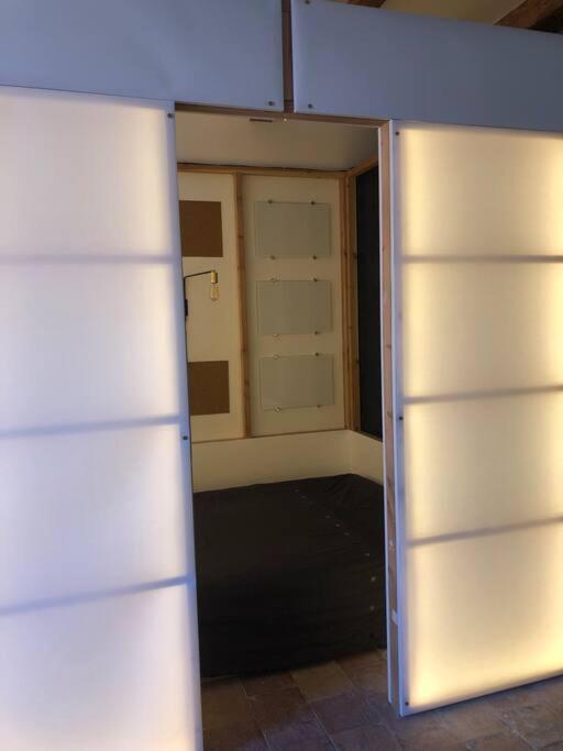 Heart Of Marseille, Loft Atypical & Spacious , Perfect For Couple And Couple With 1 Small Kid, Perfect For 2 Friends Extérieur photo